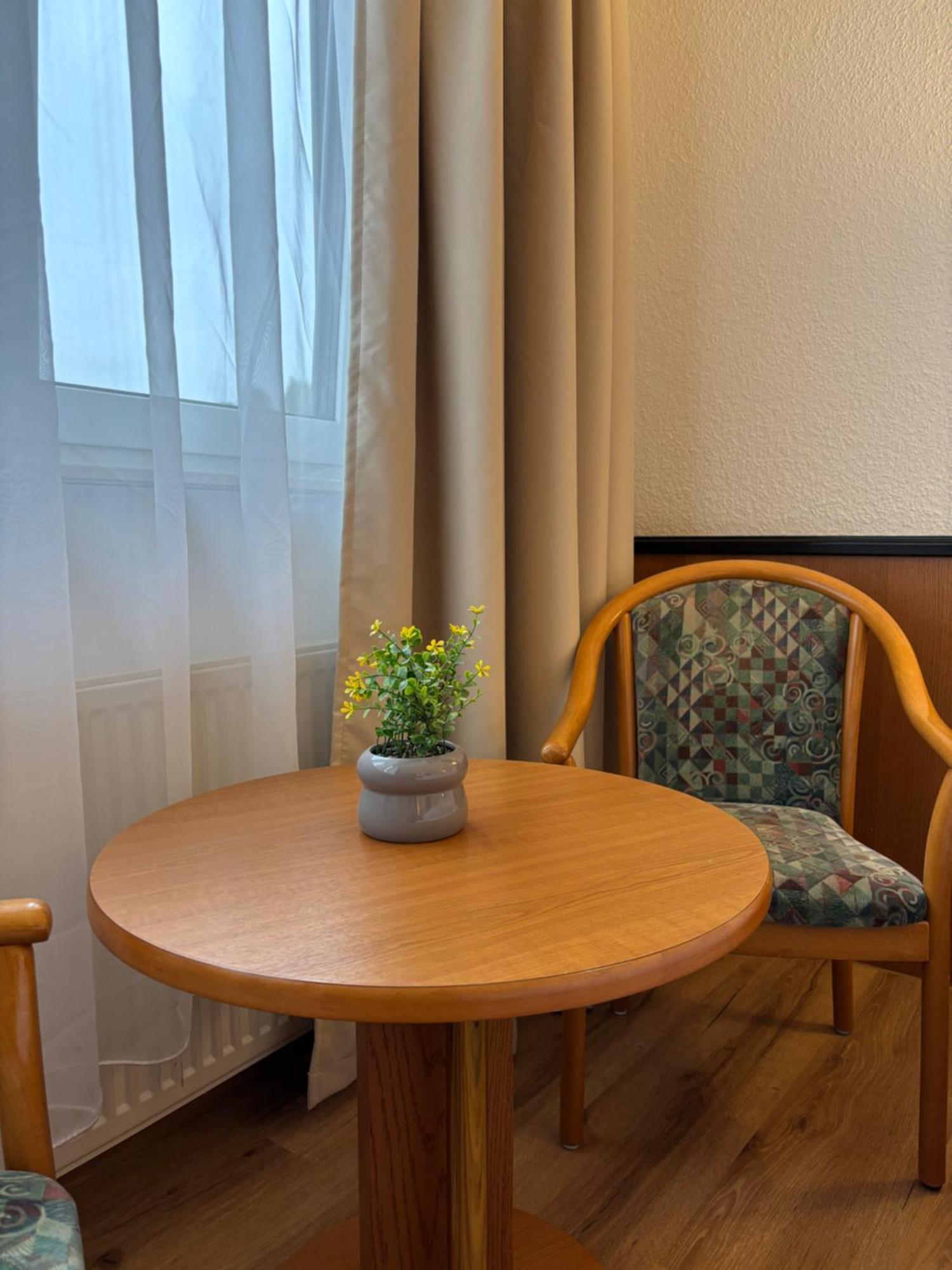 E&D Hotel Rodgau Esterno foto